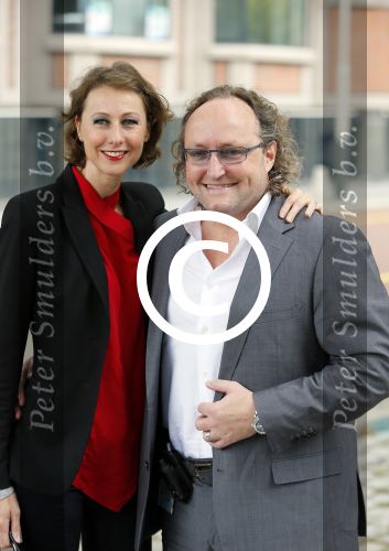 Den Haag 31 augustus 2015
Dion Graus met vrouw bij opening Fafa dansschool.