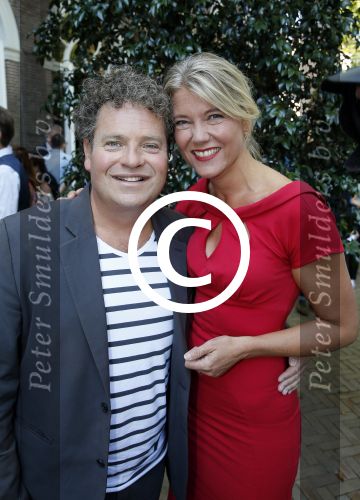 Amsterdam 20 augustus 2015
Winterpresentatie SBS6 in artis. Kim Lian v d Meij Dirk Zeelenberg  en Sandra Ysbrandy
