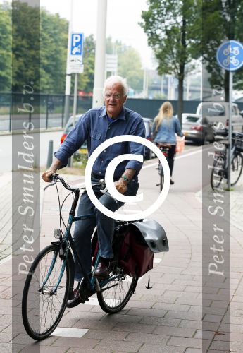 Den Haag 31 augustus 2015
Dolf de Vries op de fiets in Den Haag