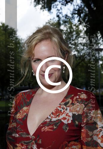 Amsterdam 1 september 2015 
Presentatie cast lulverhalen van Howard Komproe. Dookje v Dieren