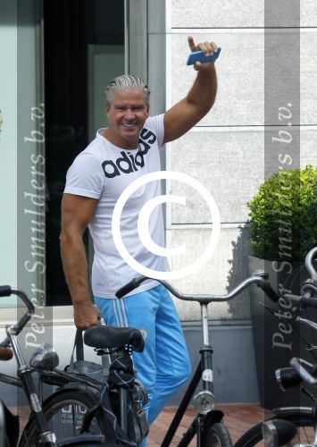 Amsterdam 28 augustus 2015
Dries Roelvink op straat