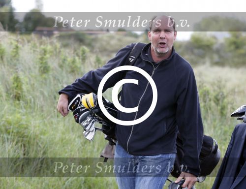 Zandvoort 5 september 2015
 
Op zaterdag 5 september zal traditiegetrouw de Charity Challenge van het KLM Open plaatsvinden op de Kennemer G&CC. Bekende Nederlanders spelen met genodigden van partners en sponsoren van het KLM Open voor het goede doel, UNICEF. Onder de deelnemende BNâ€™ers bevinden zich Jeroen Rietbergen, Bryan Roy, Daan Slooter, , Winston Gerschtanowitz Ties Kruize, Willem van Hanegem, Elsemieke Havenga, Ferry Maat, Jan Lammers, Toine van Peperstraten,Peter Paul Muller,  Ed de Goey, Floris Jan Bovelander en Willy van de Kerkhof en Nicolien Sauerbrei
