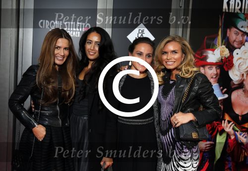 Amsterdam 3 september 2015 
Premiere Stiletto in het nieuwe de la mar. Elise v d Meyden met vriendinnen