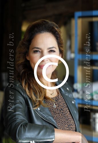 Zoelen 2 september 2015Het team van het RTL4-programma Eigen Huis & Tuin, bestaande uit Thomas Verhoef, Evelyn Struik, Froukje de Both, Tom Groot, Martine Both en Lodewijk Hoekstra.