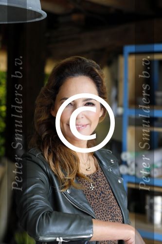 Zoelen 2 september 2015Het team van het RTL4-programma Eigen Huis & Tuin, bestaande uit Thomas Verhoef, Evelyn Struik, Froukje de Both, Tom Groot, Martine Both en Lodewijk Hoekstra.