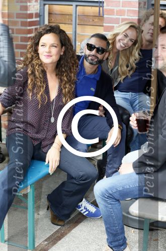 Amsterdam 19 augustus 2015 
Presentatie Expeditie Robinson deelnemers bij de westergasfabriek.. Sharon Doorson, Tim Douwsma, Marian Mudder, Teske de Schepper, Oscar Aerts, Sander Janson, Amara Onwuka, Elle Bandita, Kim Lammers, Kees van der Spek, Wietze de Jager, Klaas van der Eerden, Danny Ghosen, Sandra van Nieuwland, Anna Speller en Jaap Jongbloed met presentatoren Nicolette Kluijver en Dennis Weening