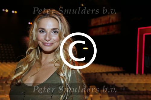 Amsterdam 29 augustus 2015
Fandag bij endemol van GTST Goede tijden slechte tijden.
All You Need Is GTST Live Show met de castleden uit de RTL televisie soapserie GTST. Joep Sertons, Robin Martens, Buddy Vedder  Ruud Feltkamp Marjolein Keuning, Gaby Blaaser, Dilan Yurdacul, Bartho Braat, Babette van Veen, Jette van der Meij, Pip Pellens, Erik de Vogel, Caroline de Bruijn, Barbara Sloesen, Inge Schrama, Miro Kloosterman en Marly van der Velden Everon Jackson Hooi, Beau Schneider en Guido Spek zijn aanwezig.
