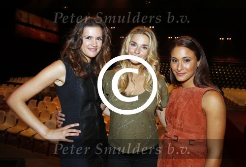 Amsterdam 29 augustus 2015
Fandag bij endemol van GTST Goede tijden slechte tijden.
All You Need Is GTST Live Show met de castleden uit de RTL televisie soapserie GTST. Joep Sertons, Robin Martens, Buddy Vedder  Ruud Feltkamp Marjolein Keuning, Gaby Blaaser, Dilan Yurdacul, Bartho Braat, Babette van Veen, Jette van der Meij, Pip Pellens, Erik de Vogel, Caroline de Bruijn, Barbara Sloesen, Inge Schrama, Miro Kloosterman en Marly van der Velden Everon Jackson Hooi, Beau Schneider en Guido Spek zijn aanwezig.