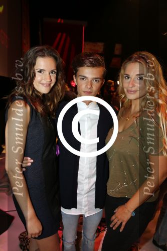 Amsterdam 29 augustus 2015
Fandag bij endemol van GTST Goede tijden slechte tijden.
All You Need Is GTST Live Show met de castleden uit de RTL televisie soapserie GTST. Joep Sertons, Robin Martens, Buddy Vedder  Ruud Feltkamp Marjolein Keuning, Gaby Blaaser, Dilan Yurdacul, Bartho Braat, Babette van Veen, Jette van der Meij, Pip Pellens, Erik de Vogel, Caroline de Bruijn, Barbara Sloesen, Inge Schrama, Miro Kloosterman en Marly van der Velden Everon Jackson Hooi, Beau Schneider en Guido Spek zijn aanwezig.