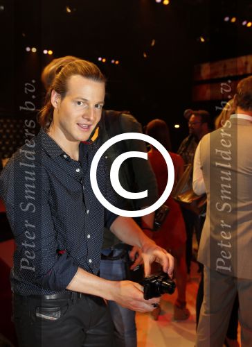 Amsterdam 29 augustus 2015
Fandag bij endemol van GTST Goede tijden slechte tijden.
All You Need Is GTST Live Show met de castleden uit de RTL televisie soapserie GTST. Joep Sertons, Robin Martens, Buddy Vedder  Ruud Feltkamp Marjolein Keuning, Gaby Blaaser, Dilan Yurdacul, Bartho Braat, Babette van Veen, Jette van der Meij, Pip Pellens, Erik de Vogel, Caroline de Bruijn, Barbara Sloesen, Inge Schrama, Miro Kloosterman en Marly van der Velden Everon Jackson Hooi, Beau Schneider en Guido Spek zijn aanwezig.