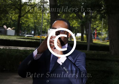 Amsterdam 1 september 2015 
Presentatie cast lulverhalen van Howard Komproe.