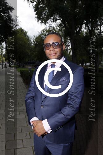 Amsterdam 1 september 2015 
Presentatie cast lulverhalen van Howard Komproe.