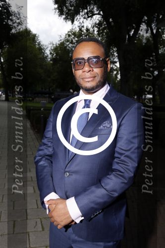 Amsterdam 1 september 2015 
Presentatie cast lulverhalen van Howard Komproe.