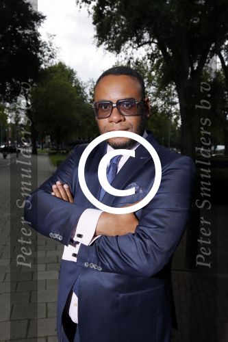 Amsterdam 1 september 2015 
Presentatie cast lulverhalen van Howard Komproe.