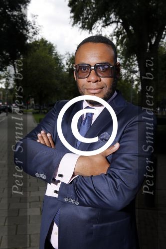 Amsterdam 1 september 2015 
Presentatie cast lulverhalen van Howard Komproe.