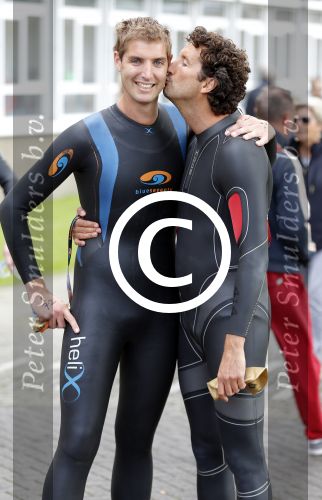 Amsterdam 6 september 2015
ALS Amsterdam City Swim in de grachten van Amsterdam met veel bekende nederlanders.
Jan Joost v Gangelen