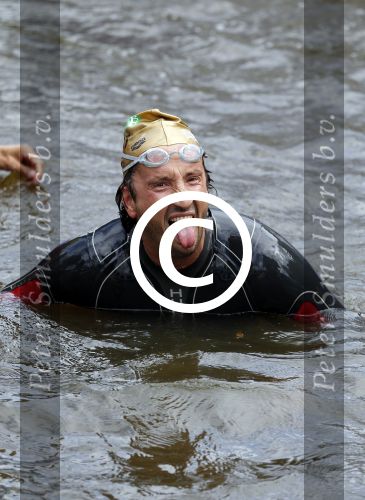 Amsterdam 6 september 2015
ALS Amsterdam City Swim in de grachten van Amsterdam met veel bekende nederlanders.
Jan Joost v Gangelen