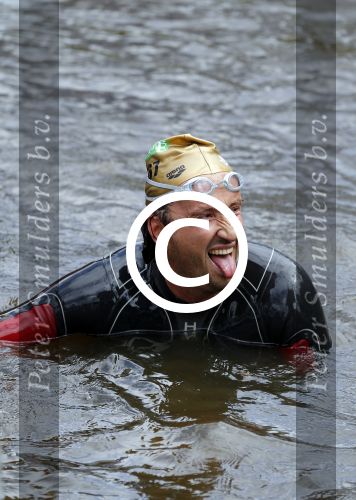 Amsterdam 6 september 2015
ALS Amsterdam City Swim in de grachten van Amsterdam met veel bekende nederlanders.
Jan Joost v Gangelen