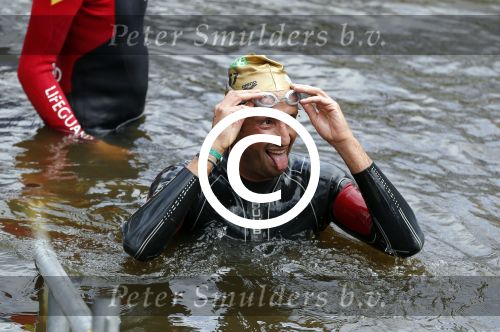 Amsterdam 6 september 2015
ALS Amsterdam City Swim in de grachten van Amsterdam met veel bekende nederlanders.
Jan Joost v Gangelen