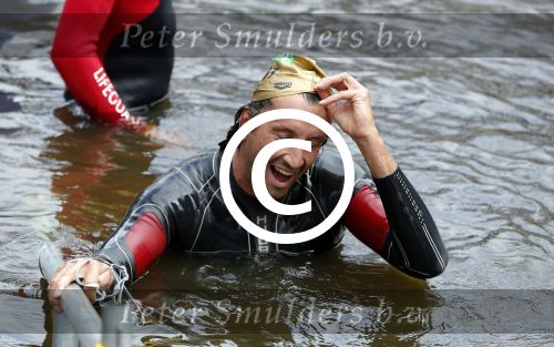 Amsterdam 6 september 2015
ALS Amsterdam City Swim in de grachten van Amsterdam met veel bekende nederlanders.
Jan Joost v Gangelen