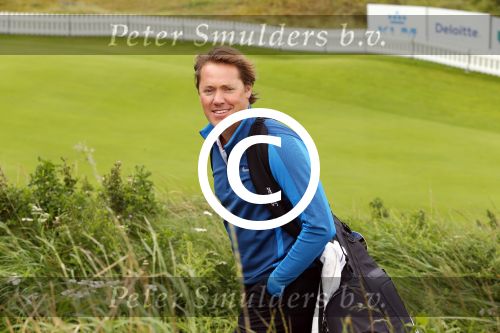 Zandvoort 5 september 2015
 
Op zaterdag 5 september zal traditiegetrouw de Charity Challenge van het KLM Open plaatsvinden op de Kennemer G&CC. Bekende Nederlanders spelen met genodigden van partners en sponsoren van het KLM Open voor het goede doel, UNICEF. Onder de deelnemende BNâ€™ers bevinden zich Jeroen Rietbergen, Bryan Roy, Daan Slooter, , Winston Gerschtanowitz Ties Kruize, Willem van Hanegem, Elsemieke Havenga, Ferry Maat, Jan Lammers, Toine van Peperstraten,Peter Paul Muller,  Ed de Goey, Floris Jan Bovelander en Willy van de Kerkhof en Nicolien Sauerbrei
