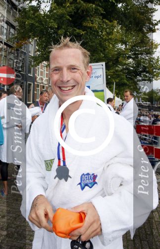 Amsterdam 6 september 2015
ALS Amsterdam City Swim in de grachten van Amsterdam met veel bekende nederlanders.
Jochem Uytenhage