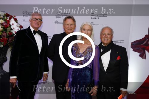 Amsterdam 8 september 2015
Vorstelling nationaal balet in de stopera. Joop Braakhekke met partner