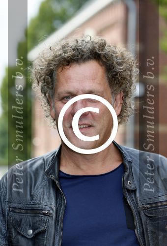 Amsterdam 19 augustus 2015 
Presentatie Expeditie Robinson deelnemers bij de westergasfabriek.. Sharon Doorson, Tim Douwsma, Marian Mudder, Teske de Schepper, Oscar Aerts, Sander Janson, Amara Onwuka, Elle Bandita, Kim Lammers, Kees van der Spek, Wietze de Jager, Klaas van der Eerden, Danny Ghosen, Sandra van Nieuwland, Anna Speller en Jaap Jongbloed met presentatoren Nicolette Kluijver en Dennis Weening