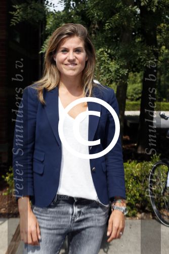Amsterdam 19 augustus 2015 
Presentatie Expeditie Robinson deelnemers bij de westergasfabriek.. Sharon Doorson, Tim Douwsma, Marian Mudder, Teske de Schepper, Oscar Aerts, Sander Janson, Amara Onwuka, Elle Bandita, Kim Lammers, Kees van der Spek, Wietze de Jager, Klaas van der Eerden, Danny Ghosen, Sandra van Nieuwland, Anna Speller en Jaap Jongbloed met presentatoren Nicolette Kluijver en Dennis Weening