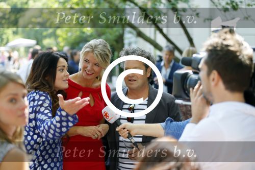 Amsterdam 20 augustus 2015
Winterpresentatie SBS6 in artis. Kim Lian v d Meij Dirk Zeelenberg  en Sandra Ysbrandy
