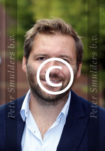 Amsterdam 19 augustus 2015 
Presentatie Expeditie Robinson deelnemers bij de westergasfabriek.. Sharon Doorson, Tim Douwsma, Marian Mudder, Teske de Schepper, Oscar Aerts, Sander Janson, Amara Onwuka, Elle Bandita, Kim Lammers, Kees van der Spek, Wietze de Jager, Klaas van der Eerden, Danny Ghosen, Sandra van Nieuwland, Anna Speller en Jaap Jongbloed met presentatoren Nicolette Kluijver en Dennis Weening