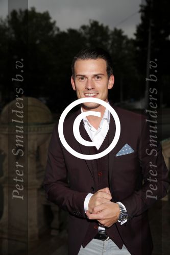 Amsterdam 31 augustus 2015 
Premiere meiden van de herengracht in het tropenmuseum. Levi v Kempen
