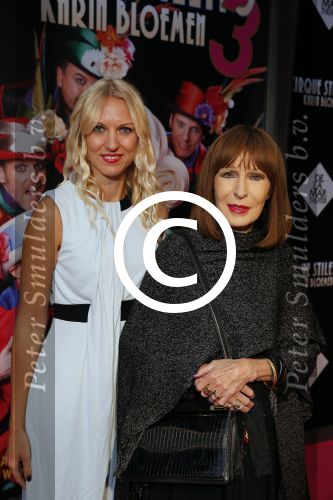 Amsterdam 3 september 2015 
Premiere Stiletto in het nieuwe de la mar.
Liesbeth List met dochter