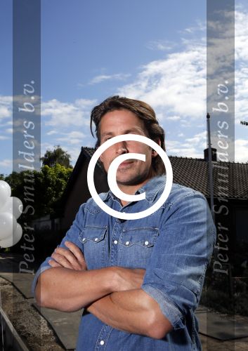 Zoelen 2 september 2015Het team van het RTL4-programma Eigen Huis & Tuin, bestaande uit Thomas Verhoef, Evelyn Struik, Froukje de Both, Tom Groot, Martine Both en Lodewijk Hoekstra.