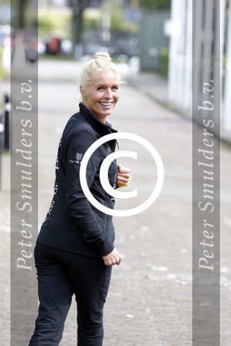 Amsterdam 6 september 2015
ALS Amsterdam City Swim in de grachten van Amsterdam met veel bekende nederlanders.
Mariska Bauer met Frans en zonen Christiaan en Jan