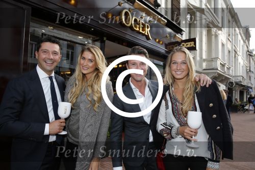 Amsterdam 3 september 2015
Opening verbouwde pc hooftstraat. Martijn Lusink met vriendin en Sander Lusink met kennis