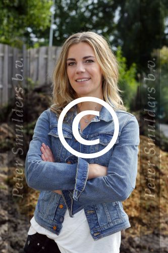 Zoelen 2 september 2015Het team van het RTL4-programma Eigen Huis & Tuin, bestaande uit Thomas Verhoef, Evelyn Struik, Froukje de Both, Tom Groot, Martine Both en Lodewijk Hoekstra.