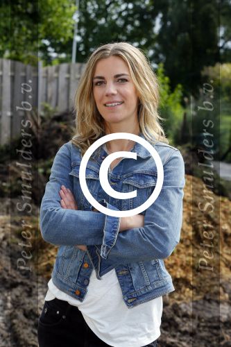 Zoelen 2 september 2015Het team van het RTL4-programma Eigen Huis & Tuin, bestaande uit Thomas Verhoef, Evelyn Struik, Froukje de Both, Tom Groot, Martine Both en Lodewijk Hoekstra.