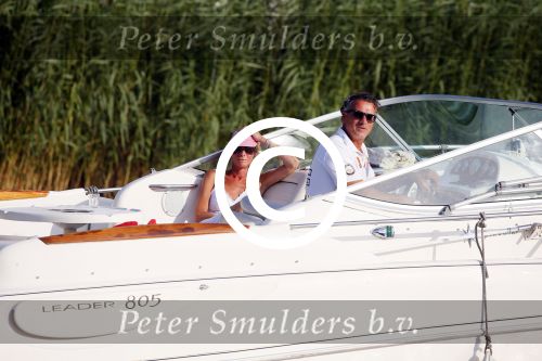 Nigtevecht 13 augustus 2015
Jurgen Smit en Milika Peterzon varen met hun boot en hond op de vecht.