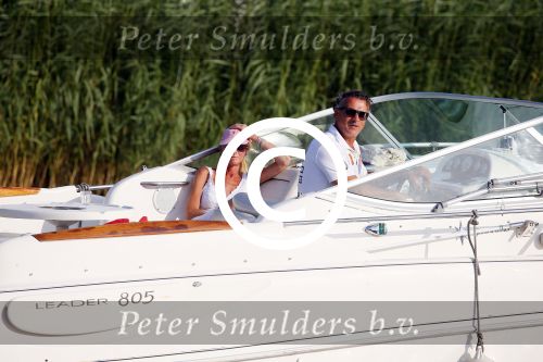 Nigtevecht 13 augustus 2015
Jurgen Smit en Milika Peterzon varen met hun boot en hond op de vecht.