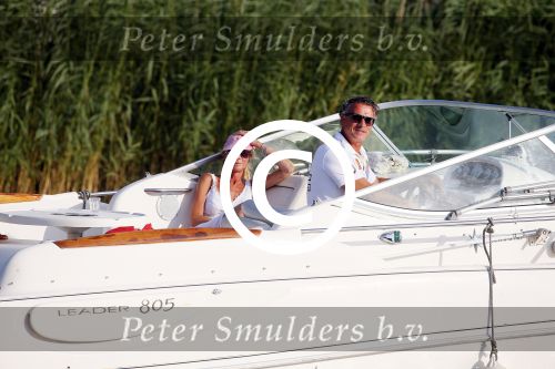 Nigtevecht 13 augustus 2015
Jurgen Smit en Milika Peterzon varen met hun boot en hond op de vecht.