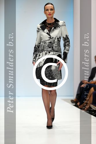 Amsterdam 13 september 2015
Modeshow Paul Schulten in het okura.