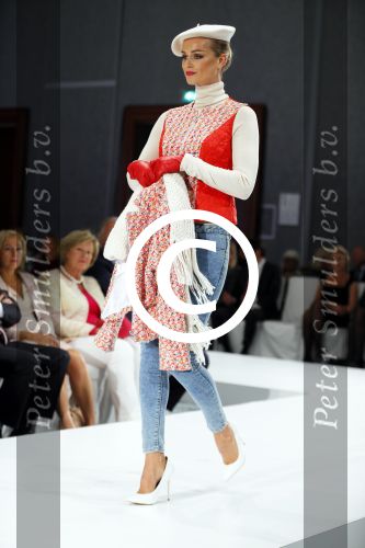 Amsterdam 13 september 2015
Modeshow Paul Schulten in het okura.