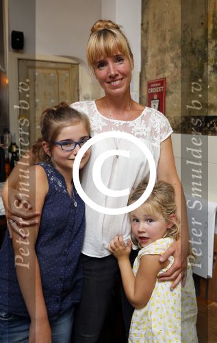 Amsterdam 31 augustus 2015 
Boekpresentatie Peter Romer , Super Nova. Peter met zijn vrouw dochter Nynke en zoon en kleinkinderen