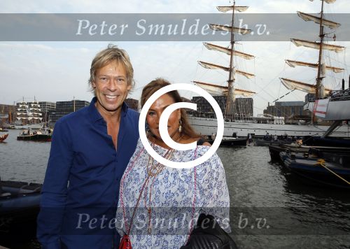 Amsterdam 19 augustus 2015 
Div bn ers eten bij restaurant op brug bij sail. Patty Brard met Antoine