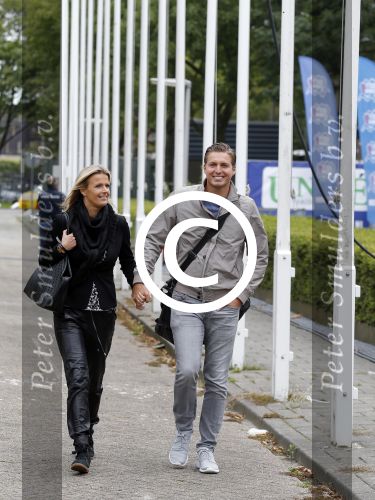 Amsterdam 6 september 2015
ALS Amsterdam City Swim in de grachten van Amsterdam met veel bekende nederlanders.
Pieter v d Hoogenband kwam samen met zijn vriendin Marie Jose Crooijmans