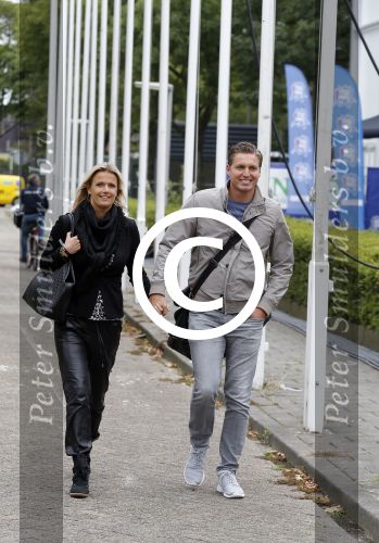Amsterdam 6 september 2015
ALS Amsterdam City Swim in de grachten van Amsterdam met veel bekende nederlanders.
Pieter v d Hoogenband kwam samen met zijn vriendin Marie Jose Crooijmans