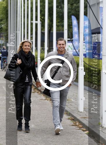 Amsterdam 6 september 2015
ALS Amsterdam City Swim in de grachten van Amsterdam met veel bekende nederlanders.
Pieter v d Hoogenband kwam samen met zijn vriendin Marie Jose Crooijmans