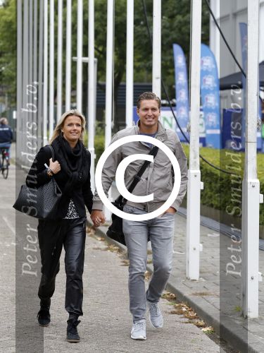 Amsterdam 6 september 2015
ALS Amsterdam City Swim in de grachten van Amsterdam met veel bekende nederlanders.
Pieter v d Hoogenband kwam samen met zijn vriendin Marie Jose Crooijmans