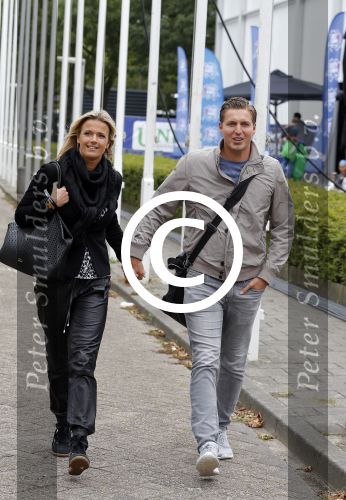 Amsterdam 6 september 2015
ALS Amsterdam City Swim in de grachten van Amsterdam met veel bekende nederlanders.
Pieter v d Hoogenband kwam samen met zijn vriendin Marie Jose Crooijmans